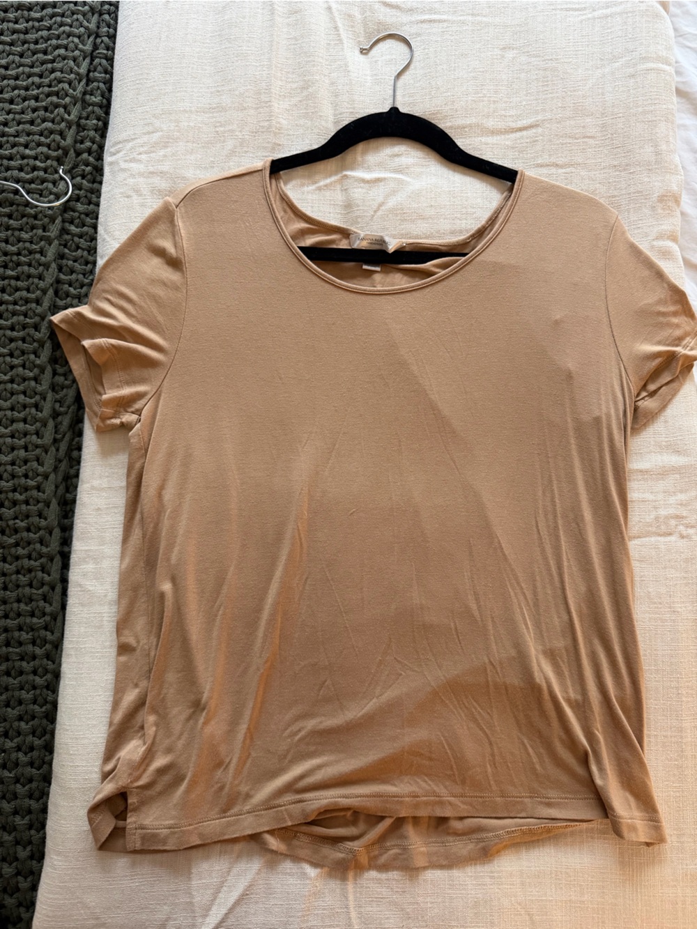 Banana Republic Short Sleeve Tee in Light Tan